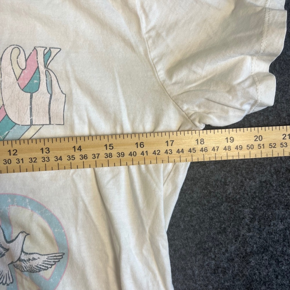 Woodstock The Relaxed Tee Graphic T-Shirt August 1969 Peace Dove Sz S - Picture 4 of 8